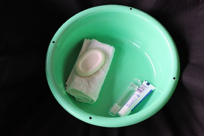 SINGLE-PATIENT-USE WASH BOWL