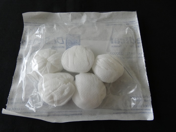 Balls Non Woven 