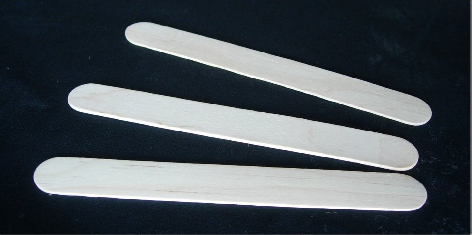 TONGUE DEPRESSOR 